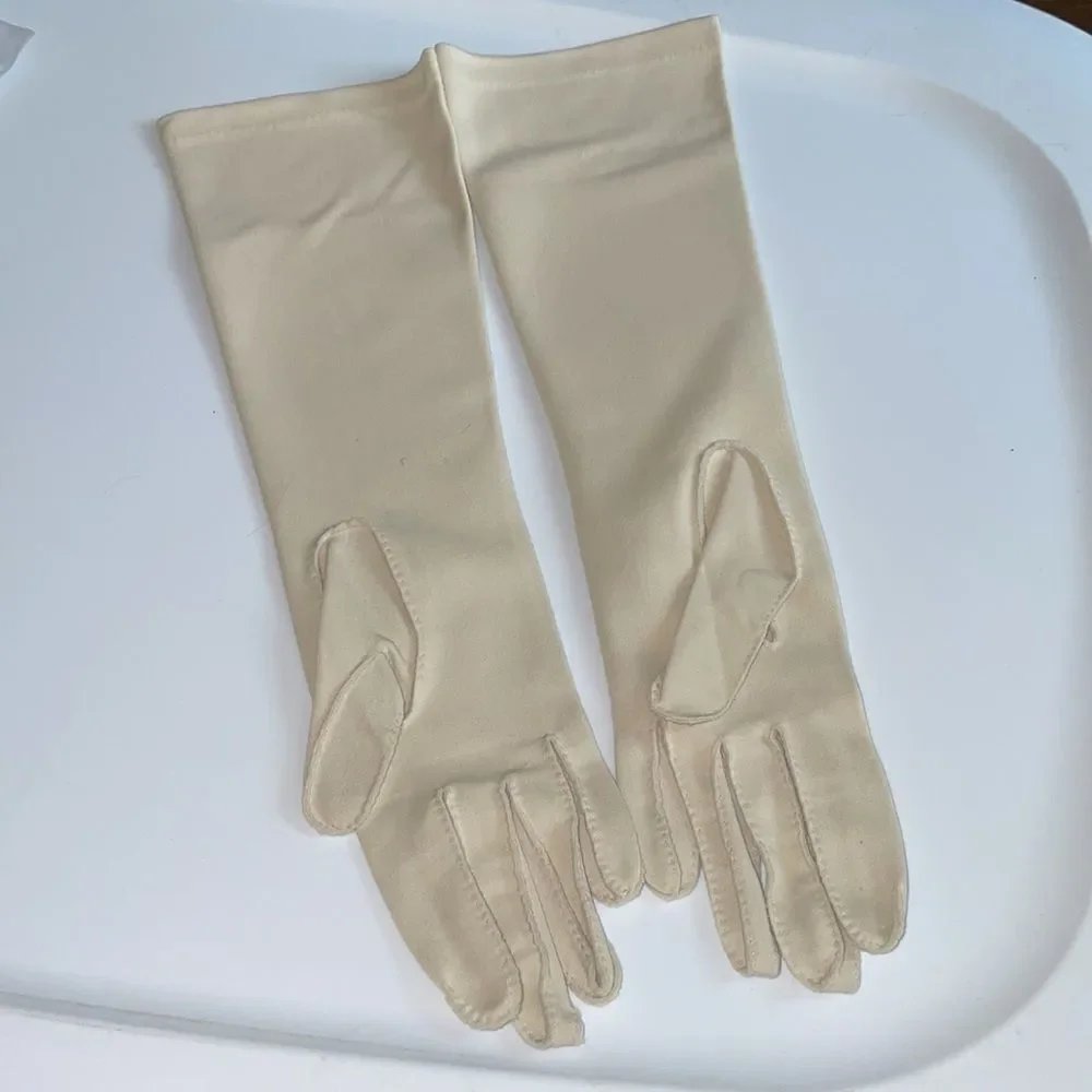 Vtg New in‎ packaging Van Raalte beige/taupe long nylon gloves